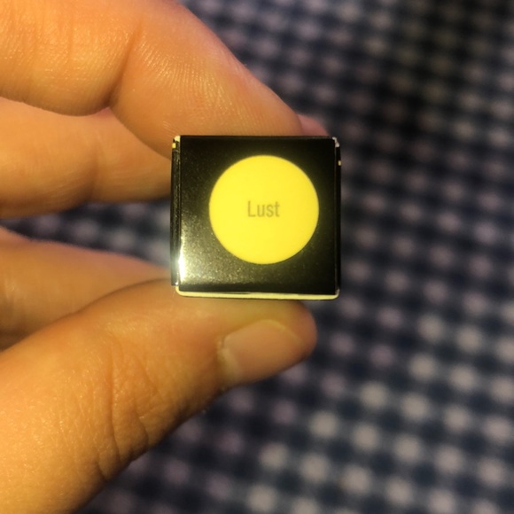 Illamasqua lip liner pencil - Picture 2 of 4